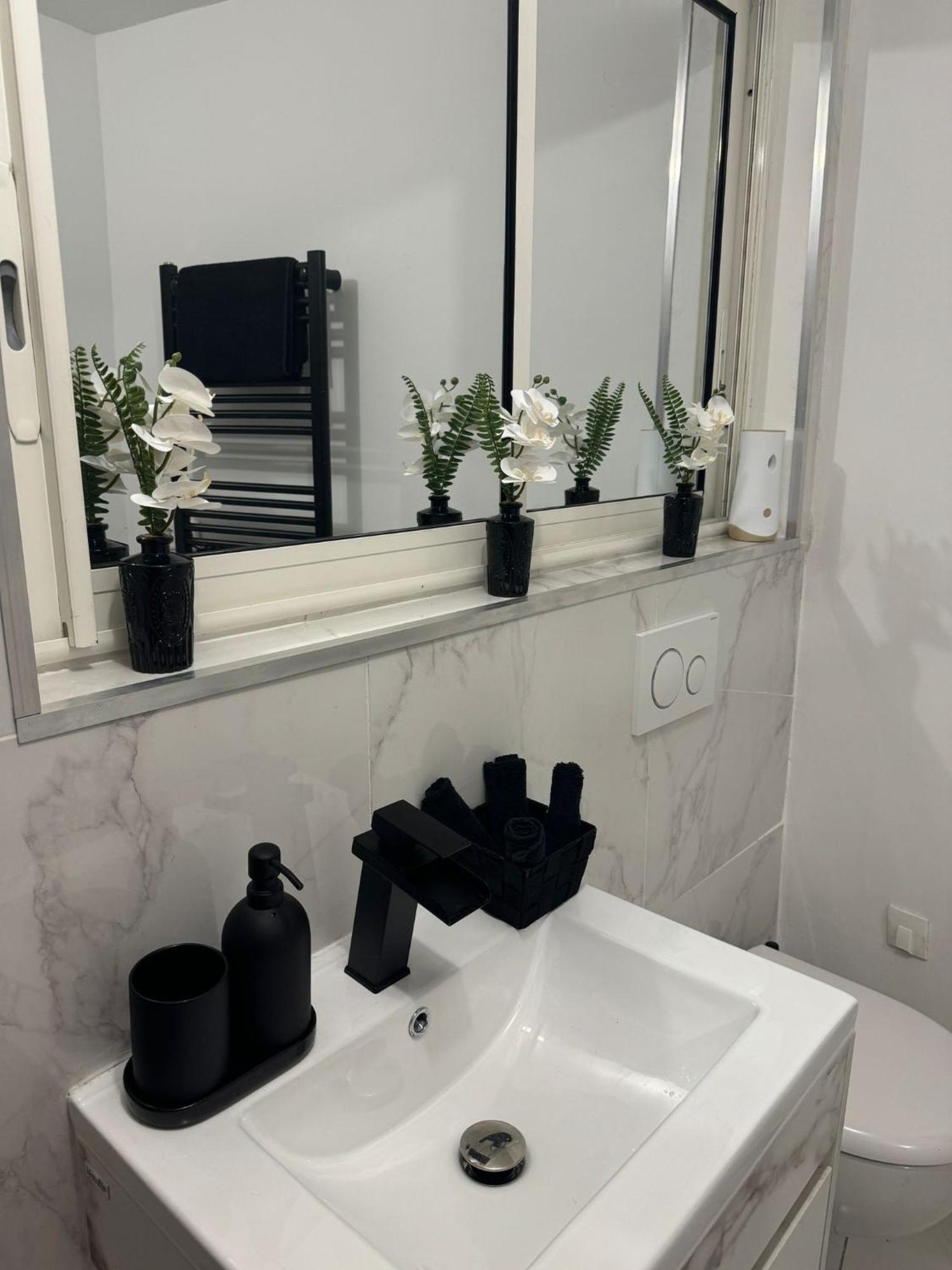 Jolie Deux Pieces Au Coeur De Nice Luaran gambar